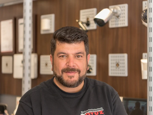 Portrait von Inhaber Yavuz Kavurgaci