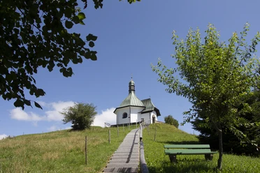 Kriegergedächtniskapelle Treppe (c) Ammergauer Alpen GmbH