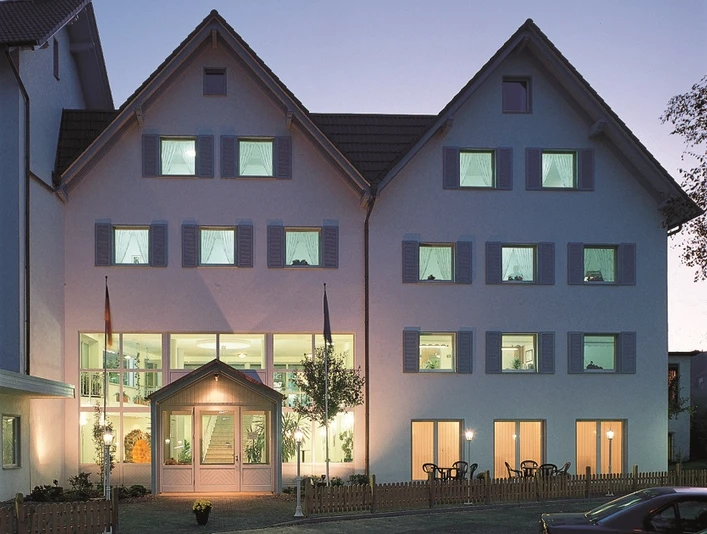 Außenansicht Hotel Zur Burg Sternberg