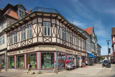 170621-wf-rundgang-22.jpg Fachwerkfassade der Buchhandlung