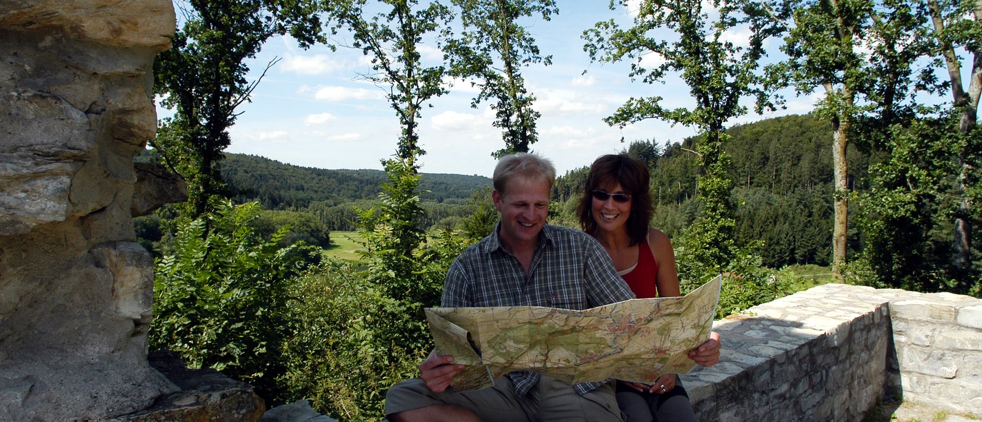 Sintfeld Höhenweg | Burgruine Ringelstein Sintfeld Höhenweg | Burgruine Ringelstein