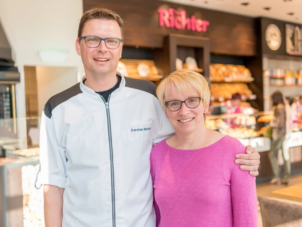 Portrait von Ehepaar Carsten und Bettina Richter