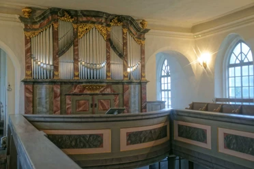 Hildebrandt-Orgel in der Kreuzkirche Störmthal Hildebrandt-Orgel in der Kreuzkirche Störmthal