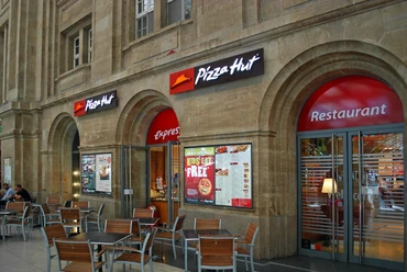 Pizza Hut im Hauptbahnhof - Gastronomie in Leipzig