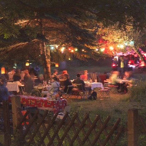 Villa Hasenholz, Garten am Abend