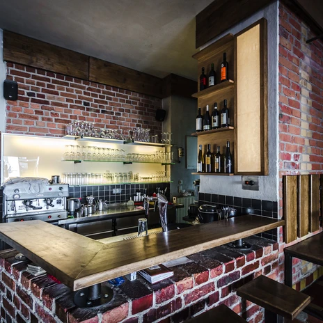 Blick in den Innenraum des veganen Restaurants Zest.
