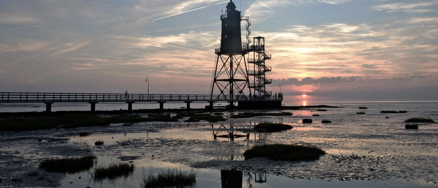 Obereversand_Sonnenuntergang_Watt.jpg Obereversand_Sonnenuntergang_Watt.jpg
