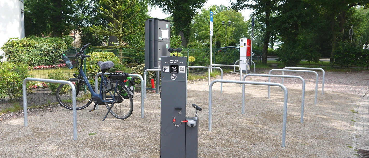 Fahrradreparaturstation-Am-Hogen-Hagen.jpg