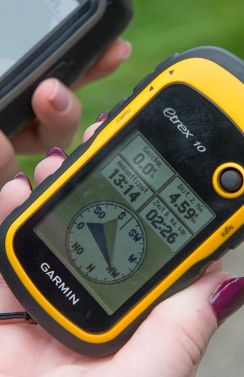 GPS-Gerät Geocaching Lehrpfad PB