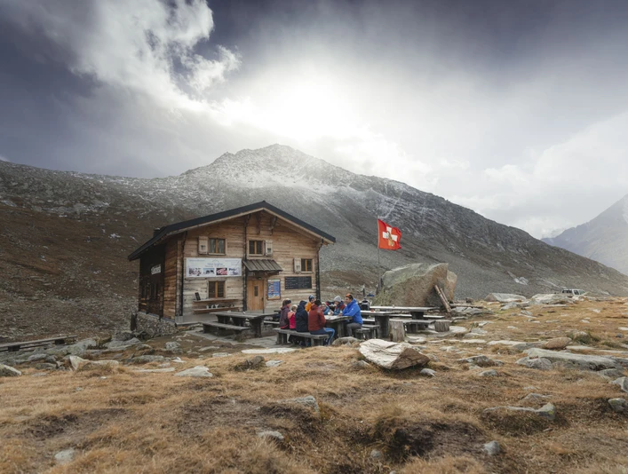 Gletschertour auf dem Grossen Aletschgletscher in der Aletsch Arena Gletschertour auf dem Grossen Aletschgletscher in der Aletsch Arena