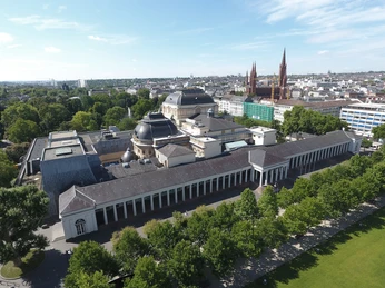 Wiesbaden - Kurhaus von oben Wiesbaden - Kurhaus von oben