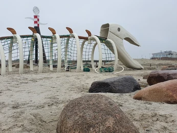 Wasserspielplatz am Strand Neßmersiel