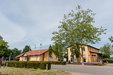 Campingpark Kalletal - Campingplatz Hauptgebäude Campingpark Kalletal