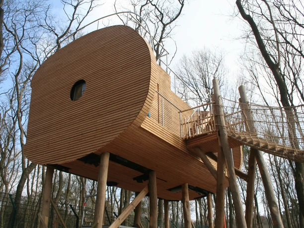 Ein Baumhaus des Baumhaushotels Tree Inn Ein Baumhaus des Baumhaushotels Tree Inn