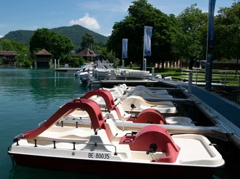 tauschegg-bootsvermietung-thun-gwatt-pedalo-treetboote.jpg