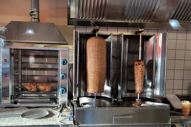 Dönerspieß Zara Grill Vlotho Dönerspieß und eine Hähnchengrill