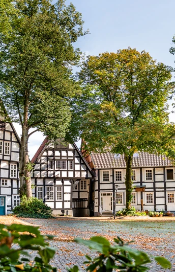 Fachwerkhäuser rund um die ev. St. Johanniskirche - das sogenannte Haller Herz