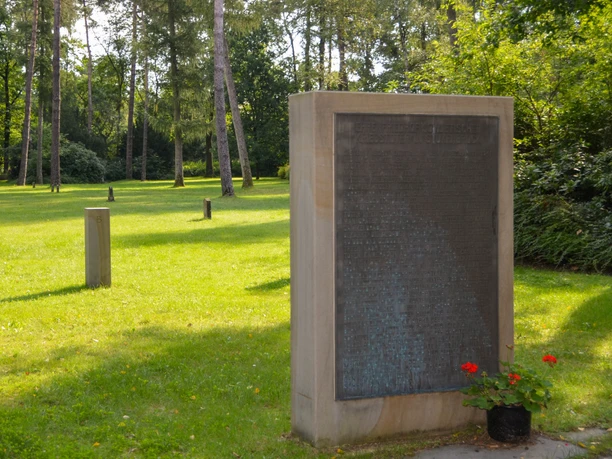 Ehrenfriedhof Sowjetischer Kriegstoter in Schloß Holte-Stukenbrock