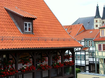 Tabakspeicher und Blick auf Dom