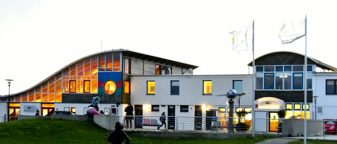 Kinderspielhaus Kurverwaltung Dorum Neufeld (2).jpg