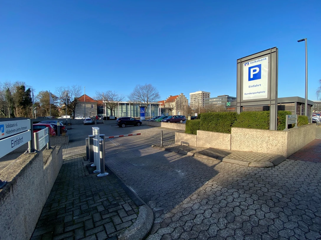 Kurzzeitparkplatz Volksbank eG Hildesheim