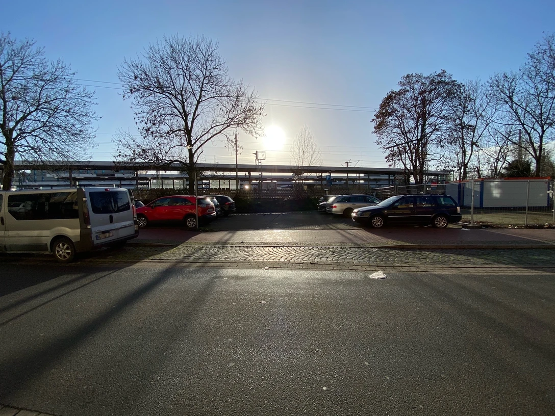 Parkplatz Hauptbahnhof Rückseite Parkplatz Hauptbahnhof Rückseite