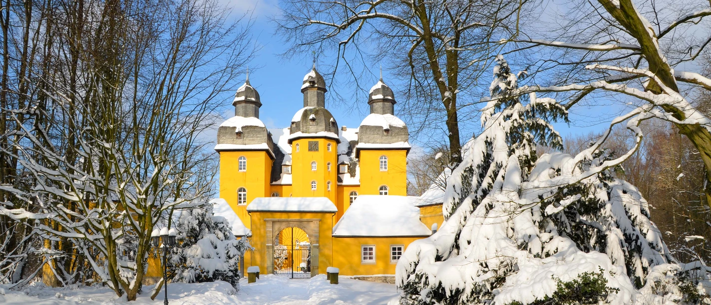 Winterliches Jagdschloss in Schloß Holte-Stukenbrock Winterliches Jagdschloss in Schloß Holte-Stukenbrock