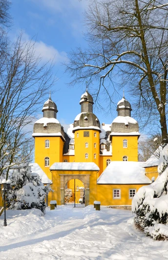 Winterliches Jagdschloss in Schloß Holte-Stukenbrock Winterliches Jagdschloss in Schloß Holte-Stukenbrock