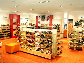 schuhhaus-vollbracht-willingen-innen-3.jpg