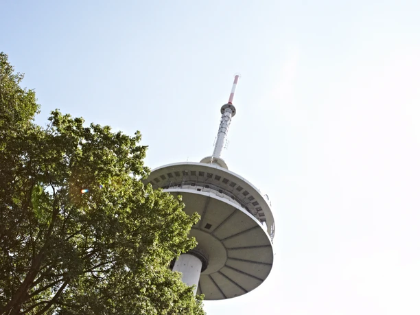 Fernsehturm mit Aussichtsplattform Fernsehturm mit Aussichtsplattform