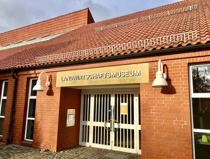 Schleswig-Holsteinisches Landwirtschaftsmuseum Schleswig-Holsteinisches Landwirtschaftsmuseum