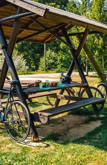 Rastplatz in Wolkenburg unterhalb des Schlosses