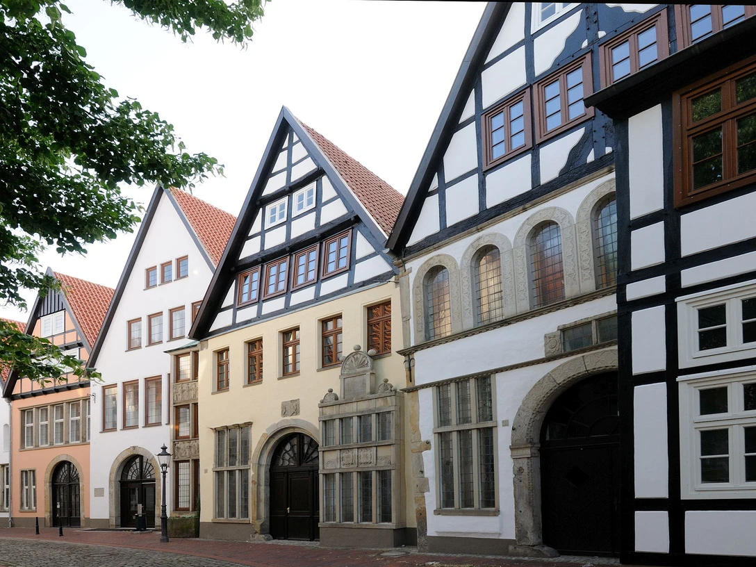 Das Bild zeigt Minden Museumszeile Vorderansicht