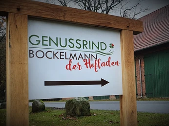 Genussrind-bockelmann-bispingen-hofladen-schild_Foto_ccbysa_foto©genussrind-bockelmann.jpg