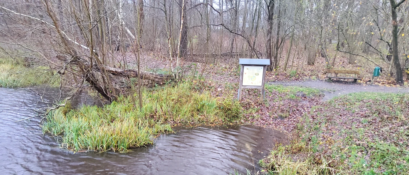 Kanu: Ein- und Ausstiegsstelle Bremervörde "Vorwerkstraße" Kanu: Ein- und Ausstiegsstelle Bremervörde "Vorwerkstraße"