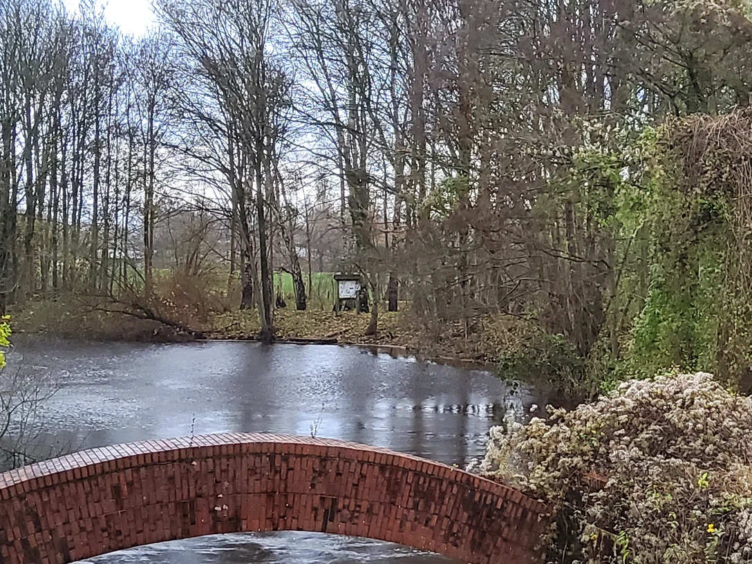 Kanu: Ein- und Ausstiegsstelle Bremervörde "Oste-Hotel" Kanu: Ein- und Ausstiegsstelle Bremervörde "Oste-Hotel"