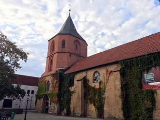 Das Bild zeigt die Johanniskirche in Minden.