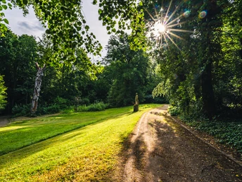 Englischer Garten am Schlosspalais Lichtenstein
