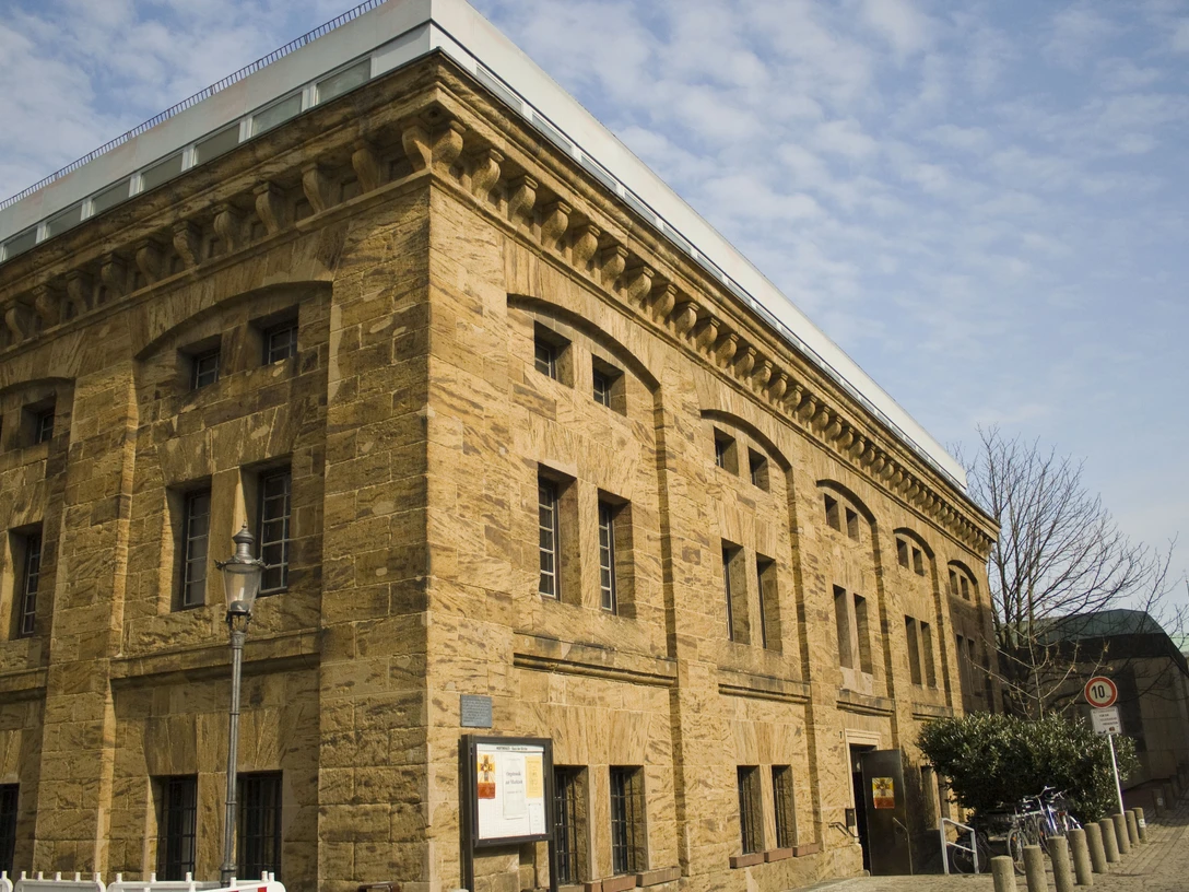 Das Bild zeigt die Heeresbäckerei