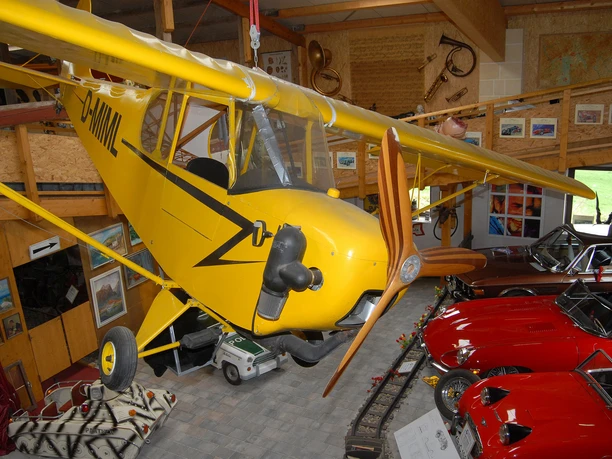 curioseum-flugzeug c) freizeitwelt-willingen.jpg