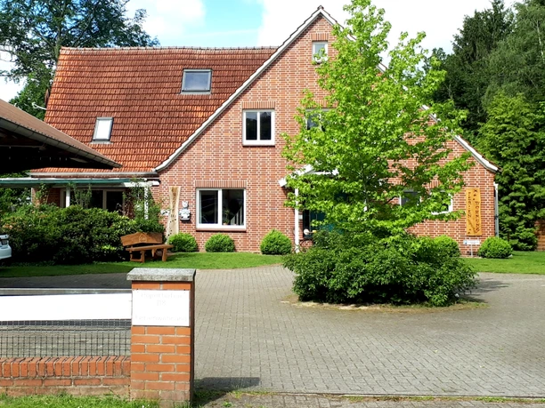 Der Hoeperhof von der Frontseite The Hoeperhof from the front