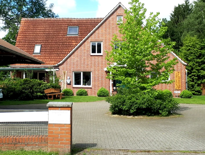 Der Hoeperhof von der Frontseite Der Hoeperhof von der Frontseite The Hoeperhof from the frontHoeperhof set forfraDe Hoeperhof van de voorkant