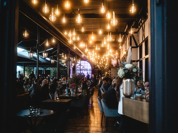 Bahnhöfchen Blick in den Innenraum