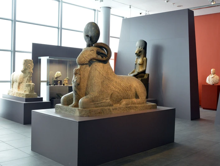 Dauerausstellung Ägypten im Roemer- und Pelizaeus-Museum Dauerausstellung Ägypten im Roemer- und Pelizaeus-Museum