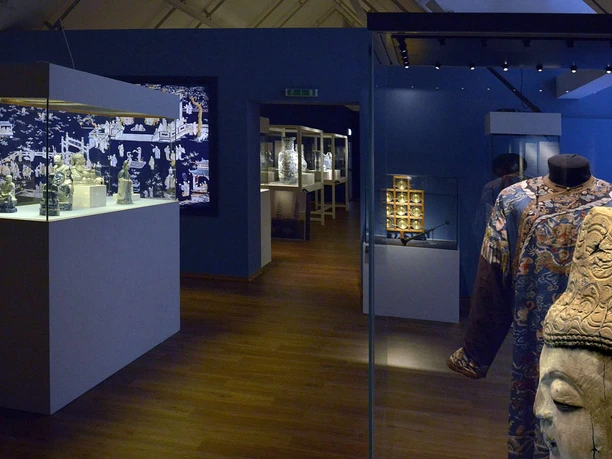 Dauerausstellung China im Roemer- und Pelizaeus-Museum Dauerausstellung China im Roemer- und Pelizaeus-Museum