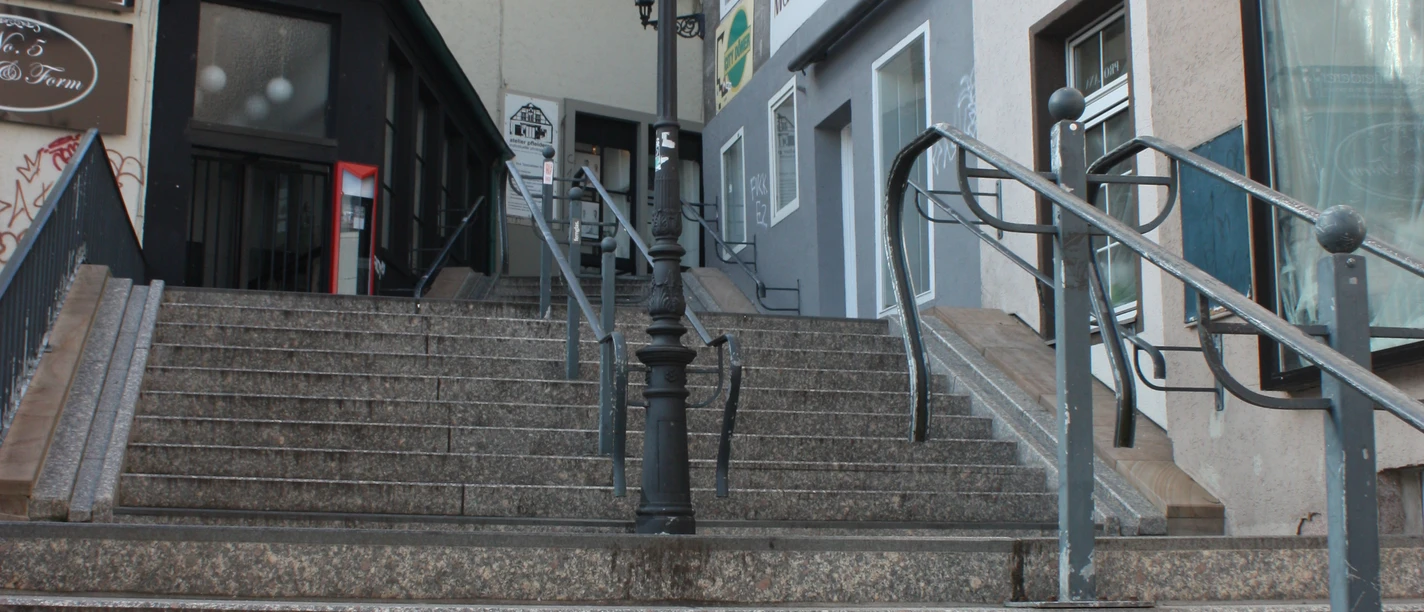 Das Bild zeigt die Martinitreppe