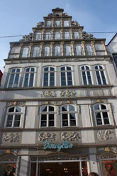Das Bild zeigt das Haus Hill