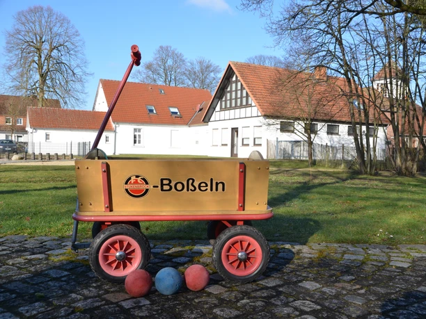 Boßelwagen in Schloß Holte-Stukenbrock, Foto Stadt Schloß Holte-Stukenbrock Boßelwagen in Schloß Holte-Stukenbrock, Foto Stadt Schloß Holte-Stukenbrock