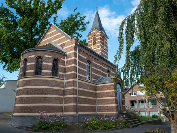 Alte ev. Kirche Bornheim