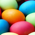 Osteraktionen Ostereier bemalenPainting Easter eggsFarvelægning af påskeægPaaseieren kleuren